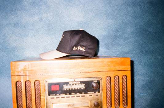 black/khaki snapback.