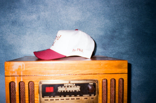 white/maroon snapback